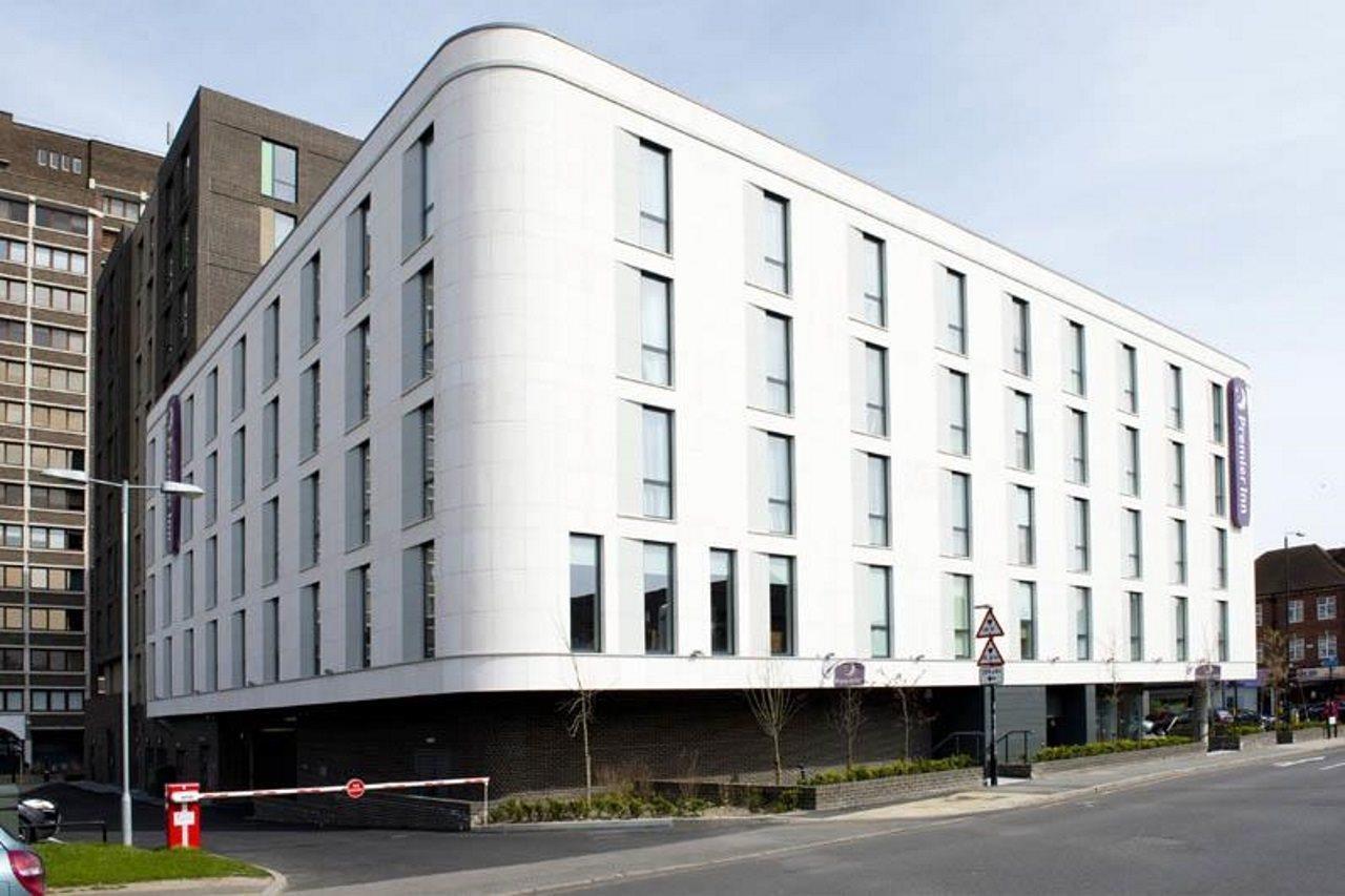 Premier Inn London Sidcup Exterior photo