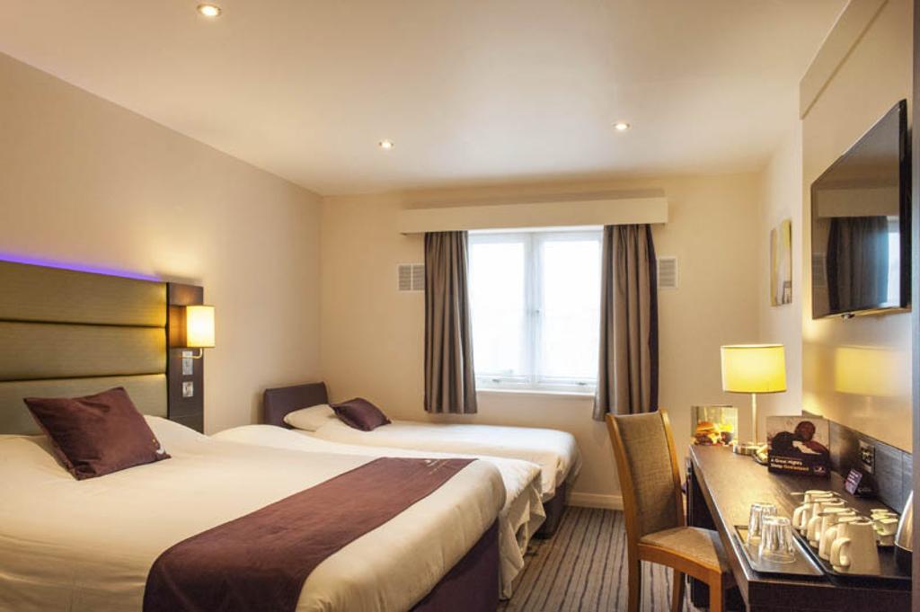 Premier Inn London Sidcup Exterior photo